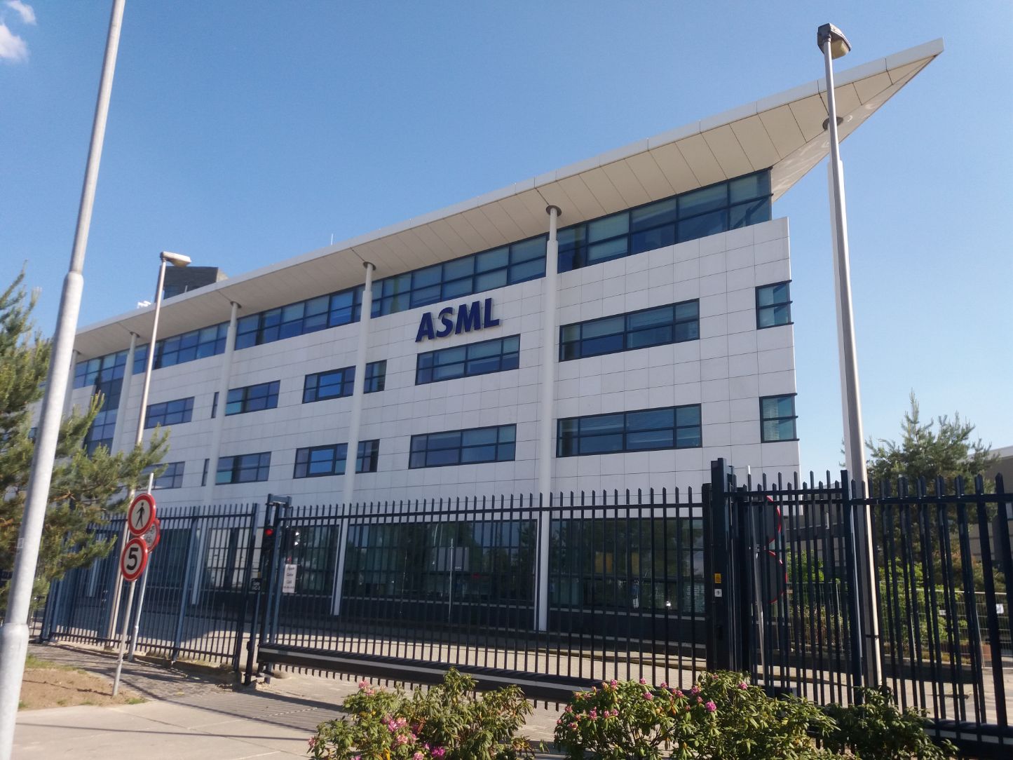 Asml veldhoven hoofdkantoor